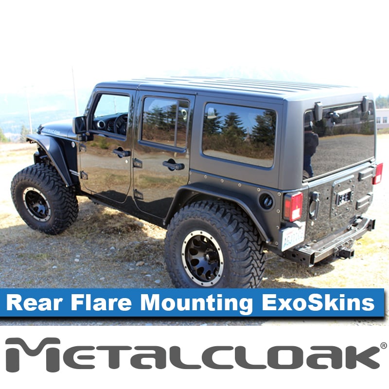 ExoSkin tylny MetalCloak zamontowany na Jeepie Wrangler JK Unlimited
