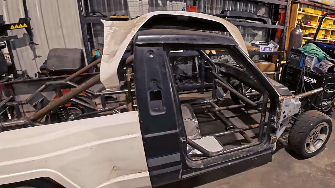 metalcloak rigs & wrenches red scorpion off road, Jeep comanche drift truck cannonball