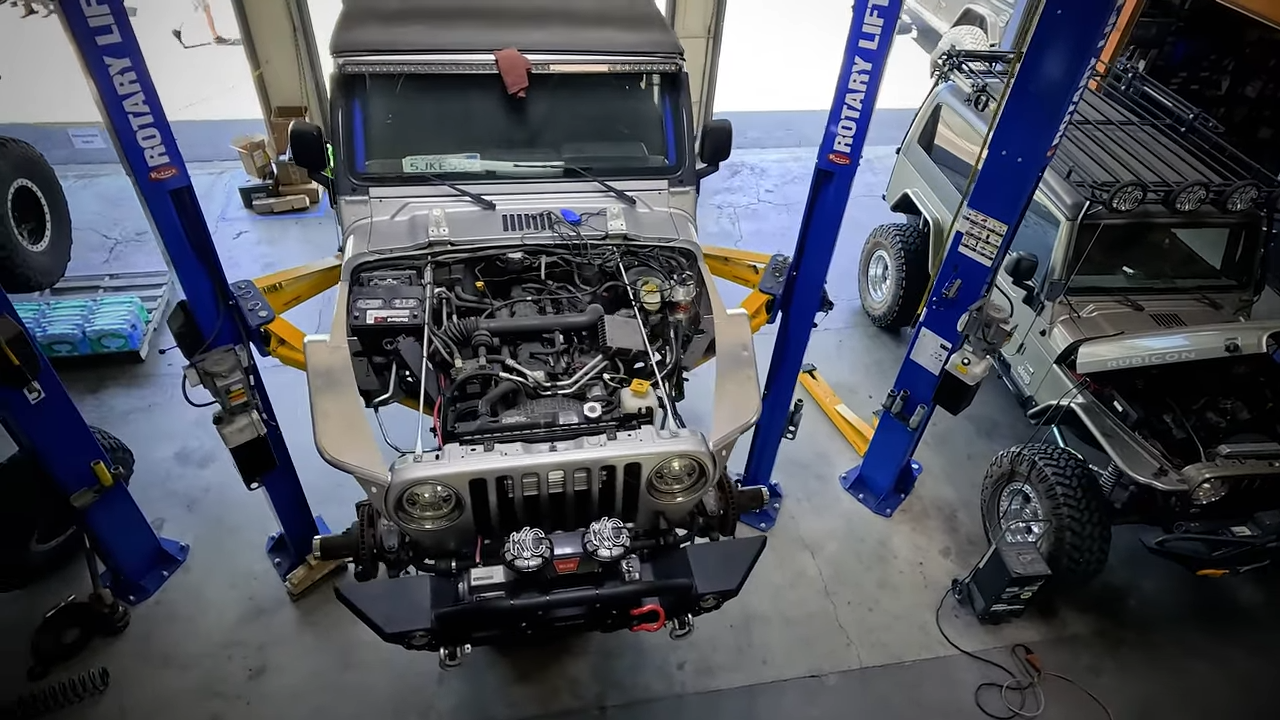 metalcloak rigs & wrenches cloakworks 4x4, shop tour, six vehicle racks lifts, ball joints control bushing replacements, getting ready for wheeling season
