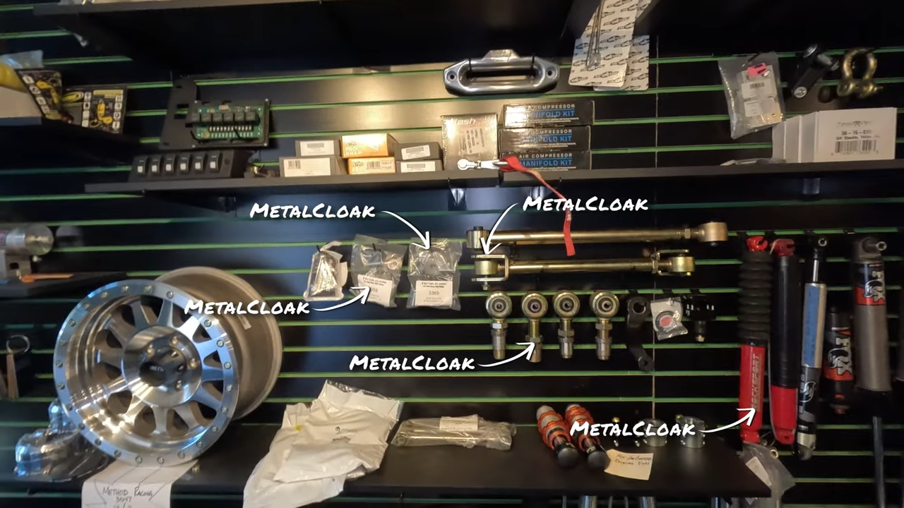 metalcloak rigs and wrenches arabia's overkill, off-road upgrade repair install shop, metalcloak parts on display