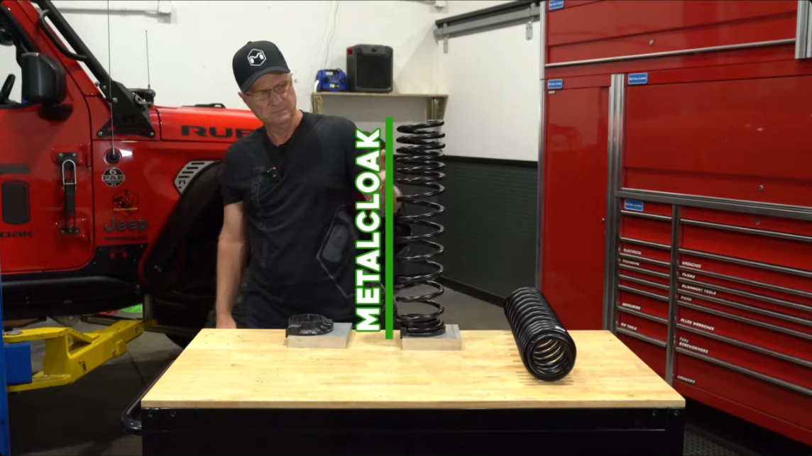 metalcloak jeep true dual rate coils, stand straight on lower coil isolators for stable ride with no bind